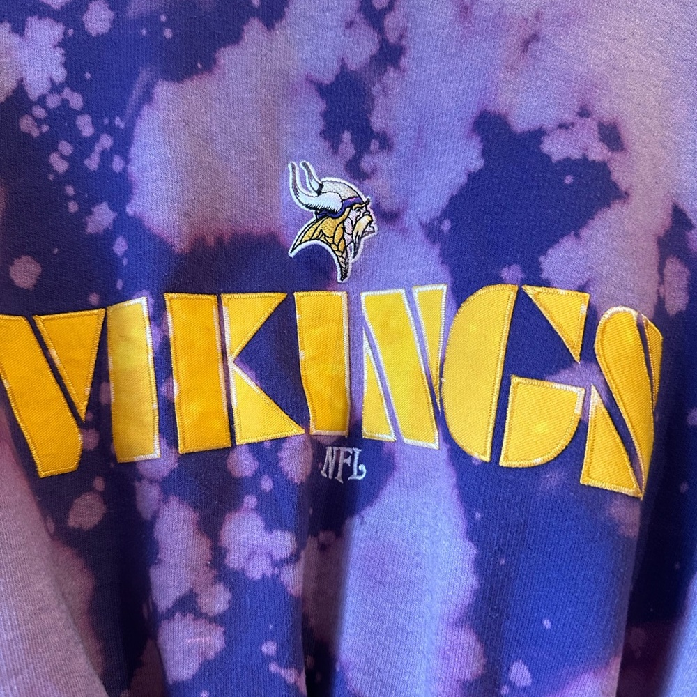Minnesota Vikings Cropped Crewneck